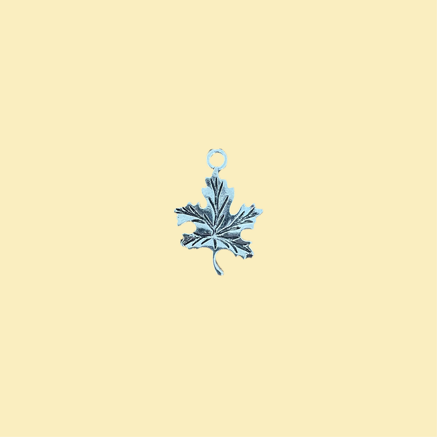 Big leaf charm