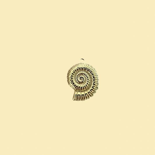 Big snail charm