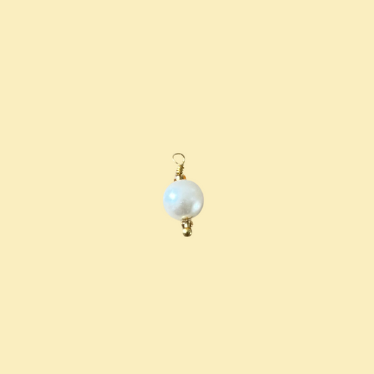 Pearl charm
