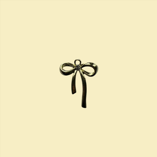 Big bow charm
